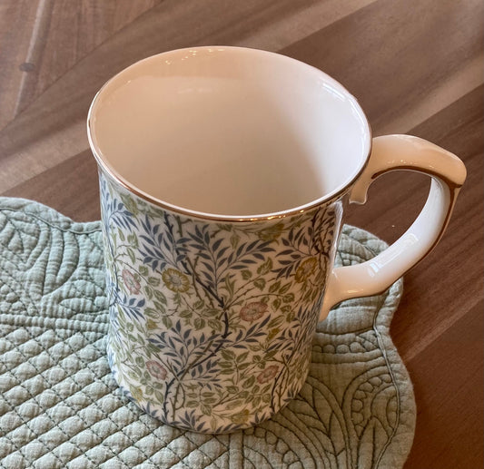 Floral Vine Mug - 14 oz