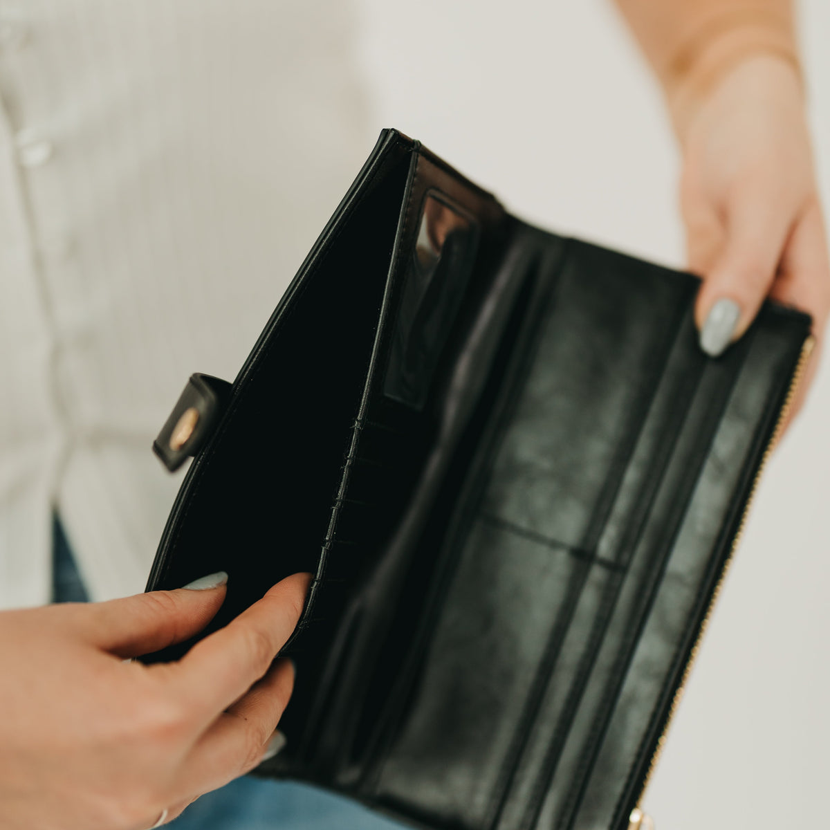 Essentials Carryall Wallet