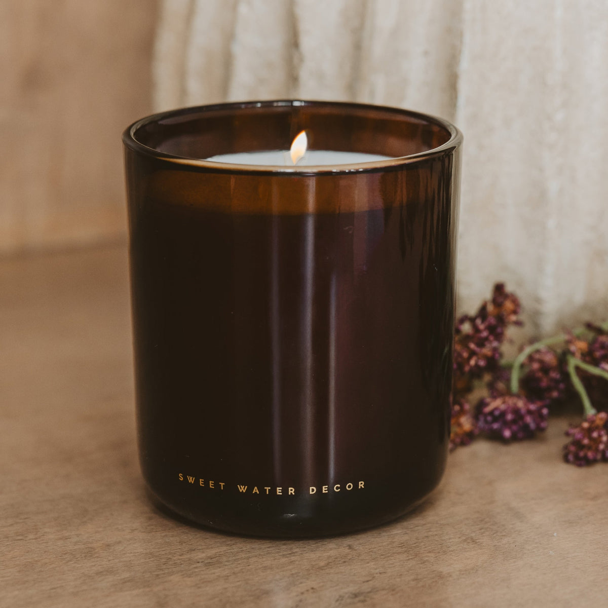 Cinnamon Rolls Soy Candle - Boxed Amber Tinted Glass Jar