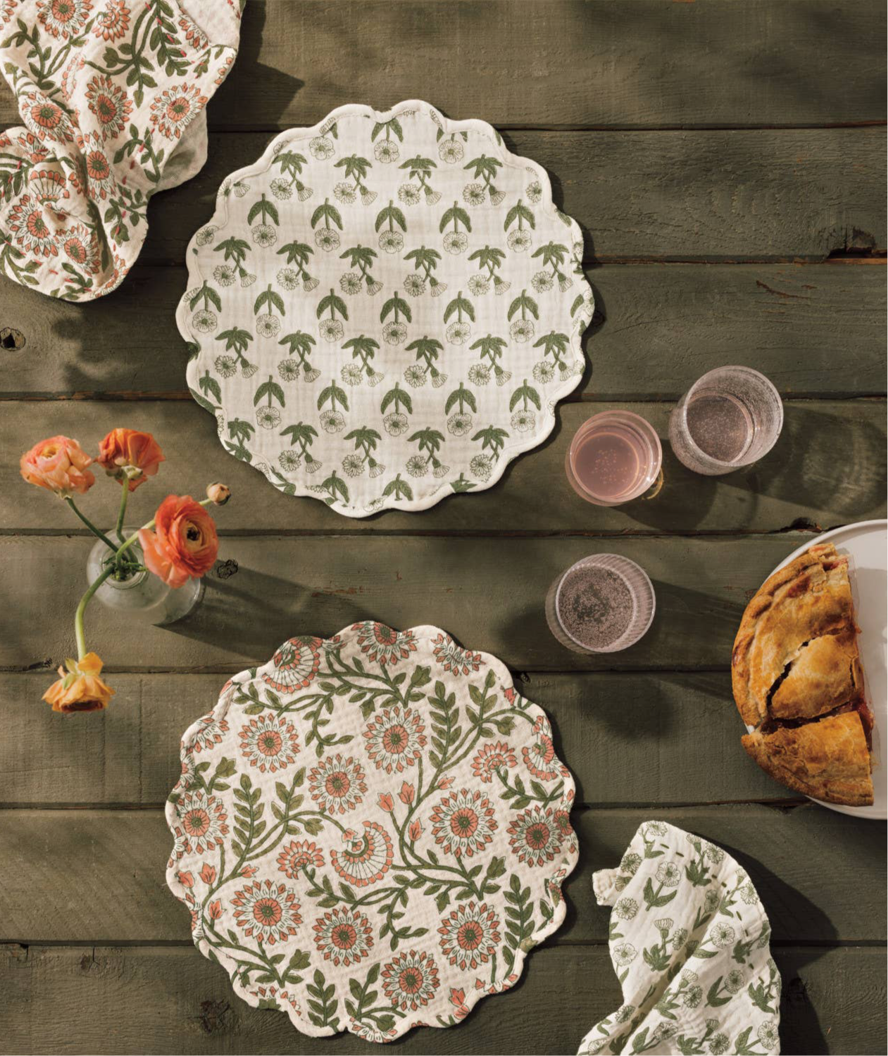 Thicket Scalloped Placemat