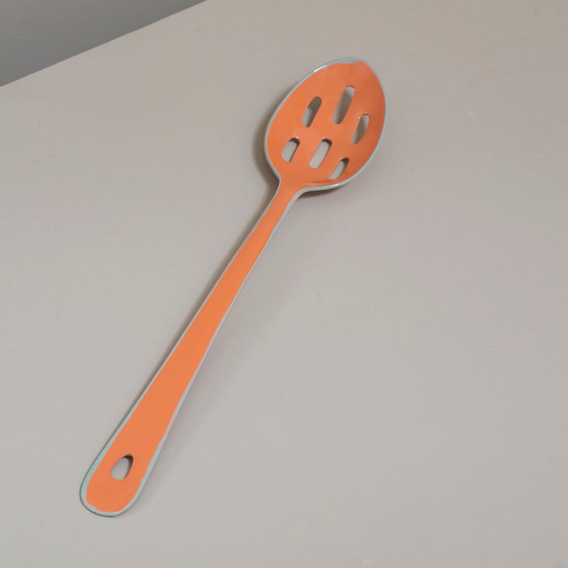 Harlow Slotted Spoon | Raspberry