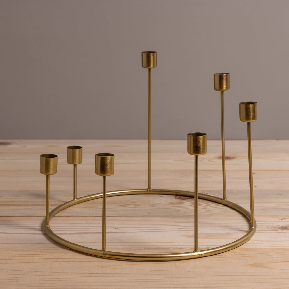 Kent Gold Candlestick Wreath | Large