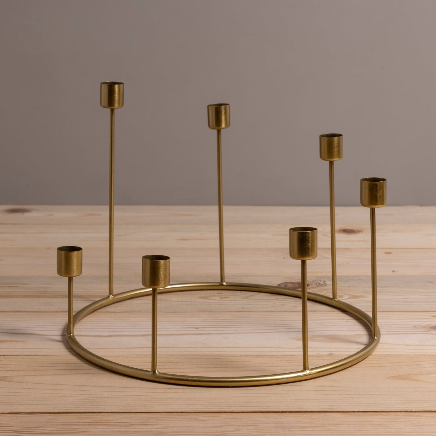 Kent Gold Candlestick Wreath | Large