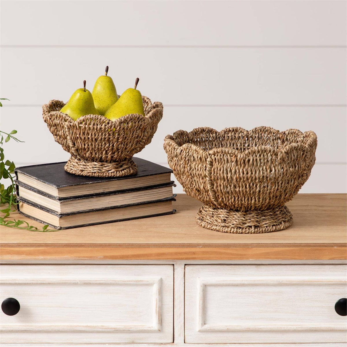 Scalloped Edge Seagrass Bowl Set