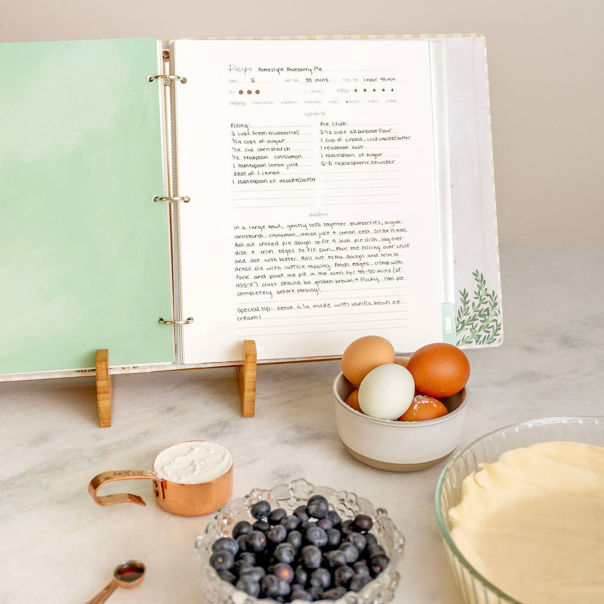 Beige Gingham Large Recipe Binder