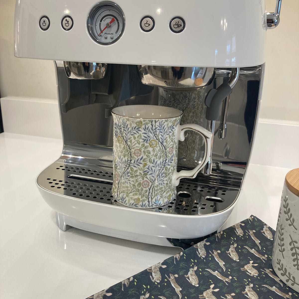Floral Vine Cottage Farmhouse Mug