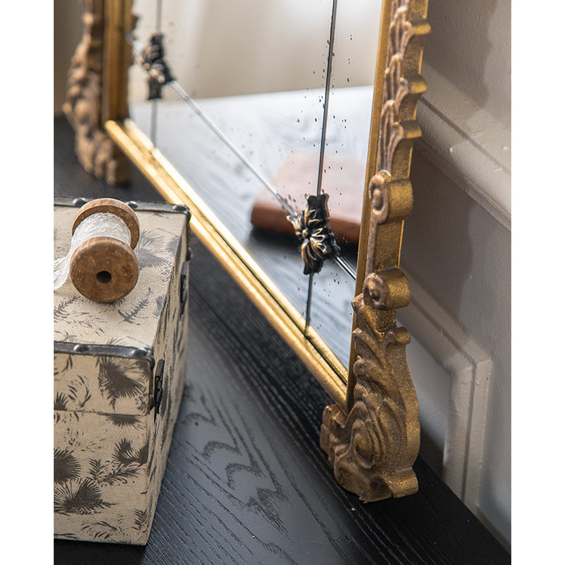 Antique-Style Arched Wall Mirror with Gold Finish Frame