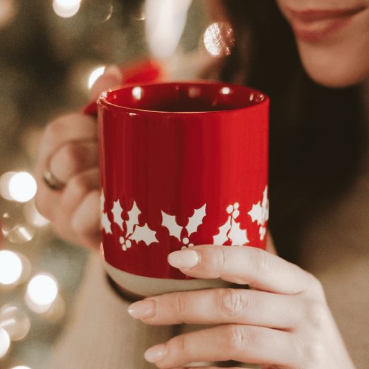 Holly Red Stoneware Coffee Mug | 14 oz