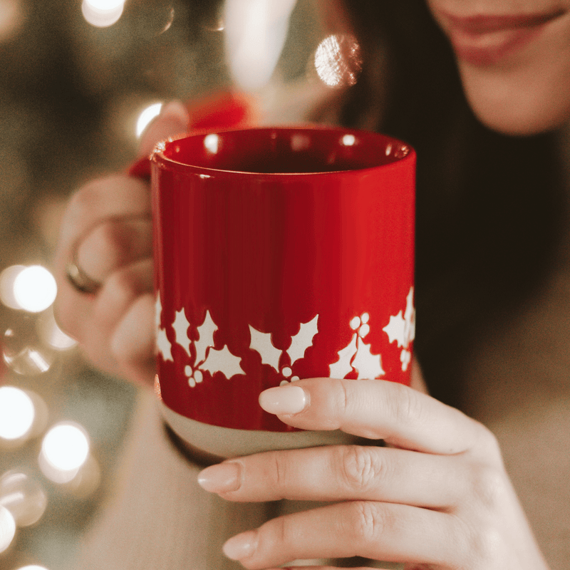 Holly Red Stoneware Coffee Mug | 14 oz