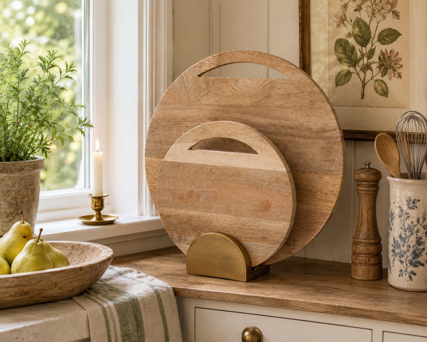 Leo Round Boards & Stand Set