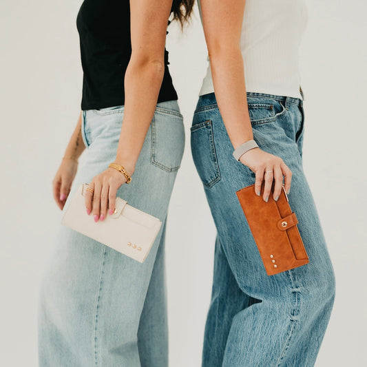 Essentials Carryall Wallet