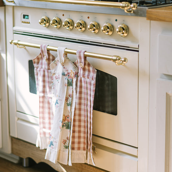 cottage farmhouse kitchen towels
