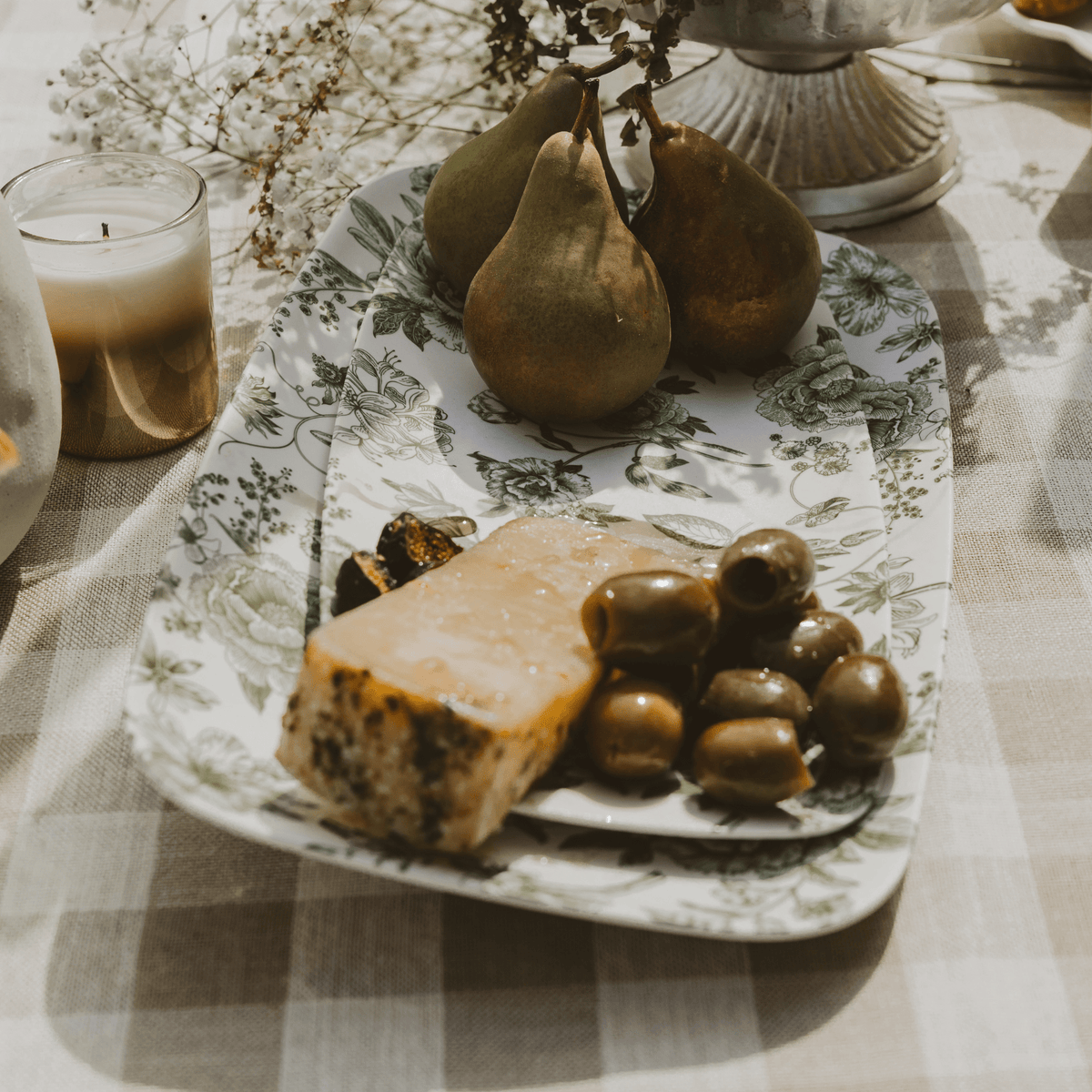Green Delft Stacking Melamine Tray - set of 2