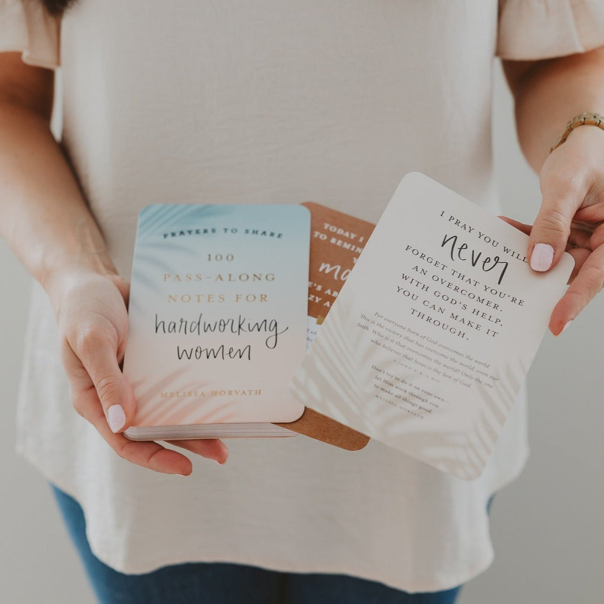 Prayers To Share | 100 Pass-Along Notes for Hardworking Women