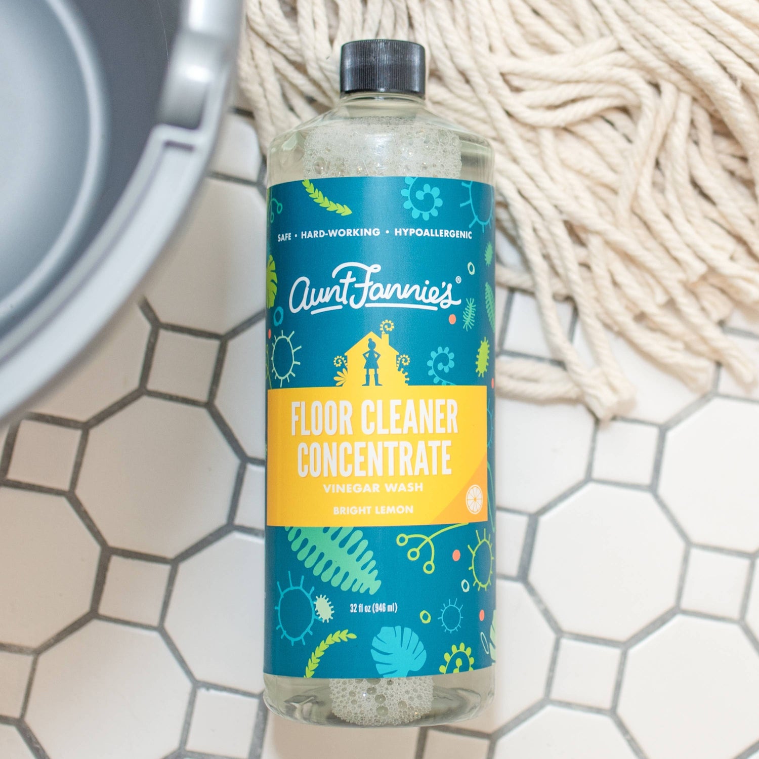 Vinegar floor cleaner concentrate natural bottle