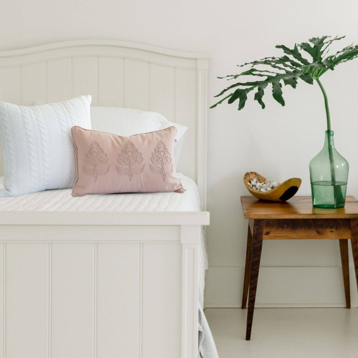 Luna Cable Knit Cotton Pillow Cover