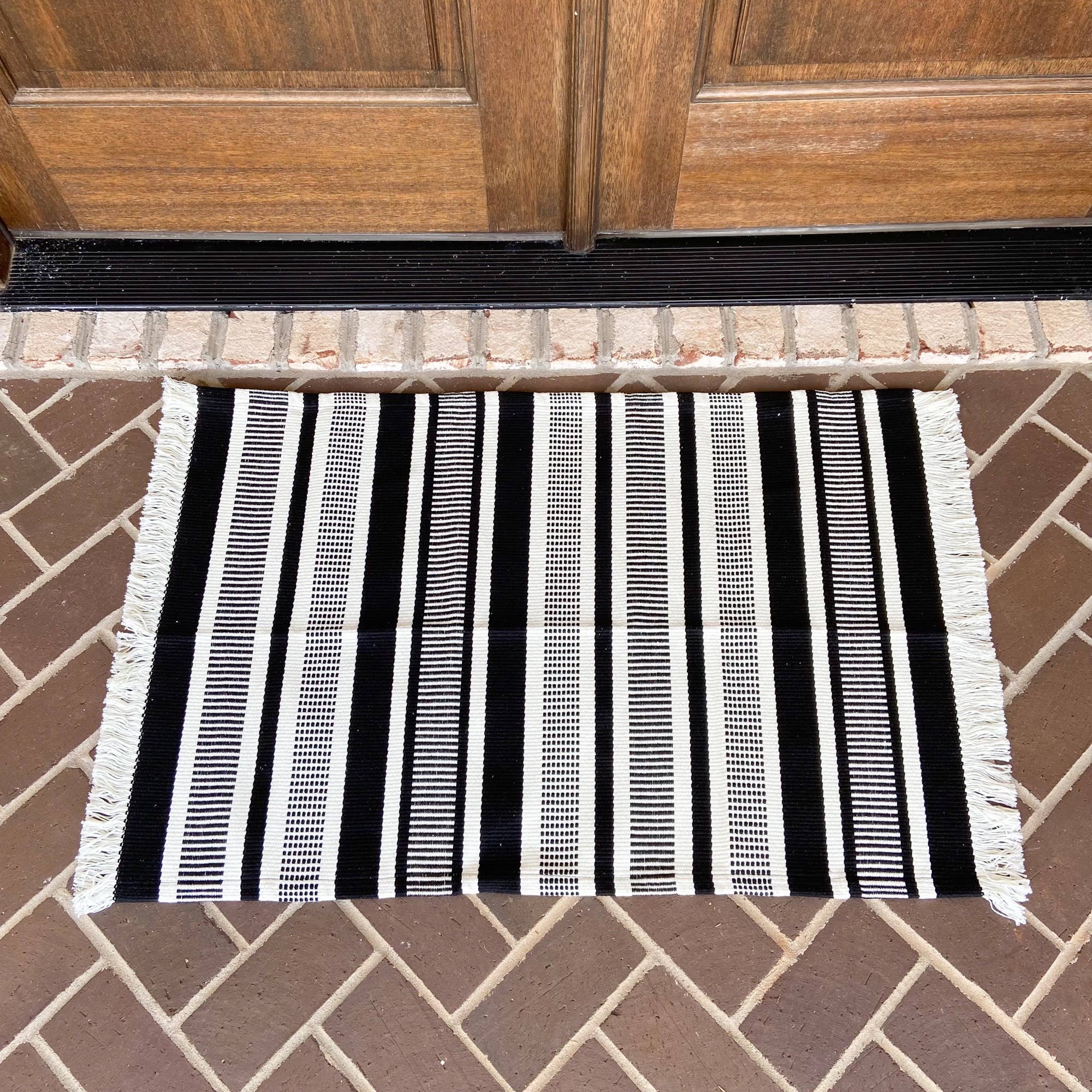 Modern Farmhouse Rug- Woven Stripes – Southern Homestead Mercantile