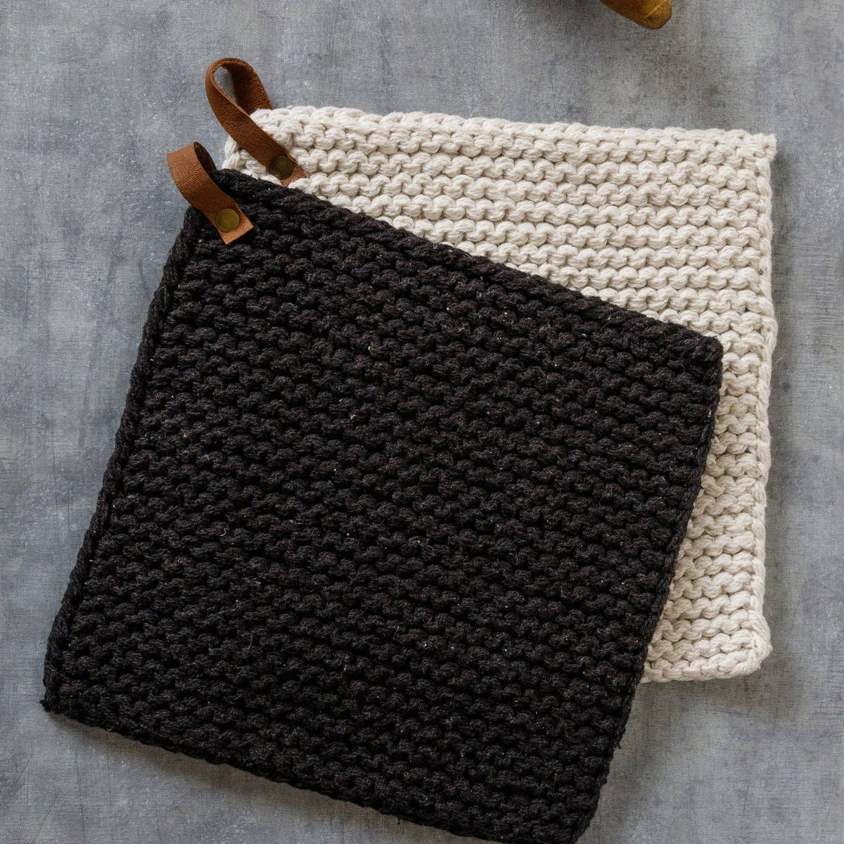 Knitted Pot Holders - Black And Cream