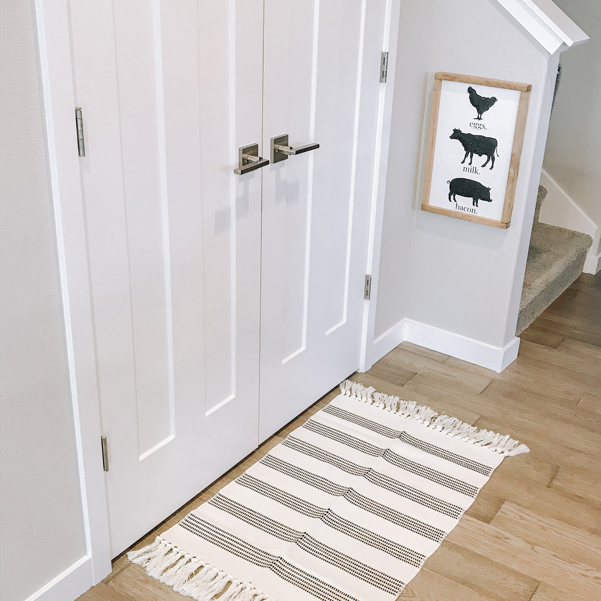 Modern Farmhouse Rug- Vertical Stripes