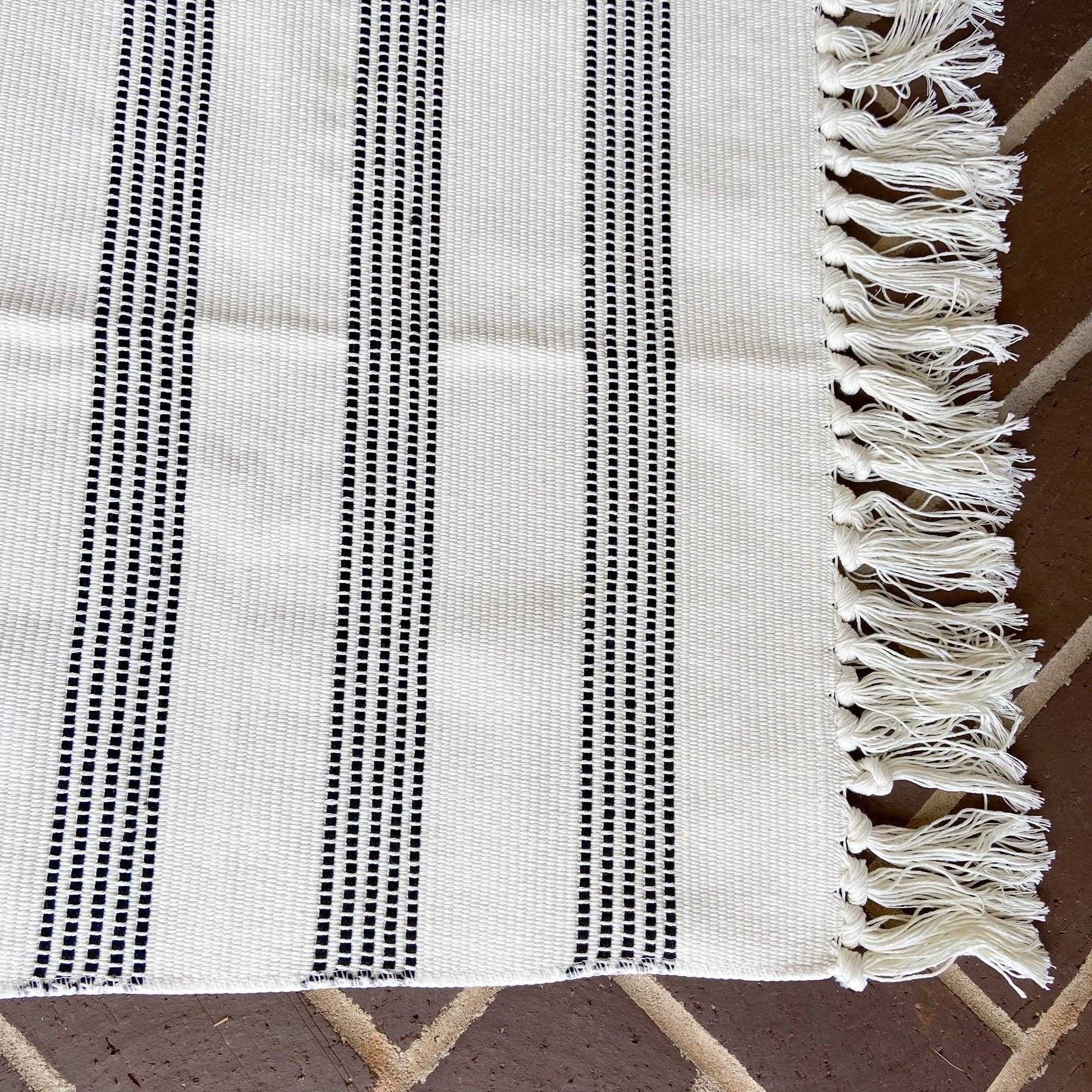 Modern Farmhouse Rug- Vertical Stripes – Southern Homestead Mercantile